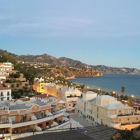 Valparaiso - Burriana Beach Nerja Kültér fotó