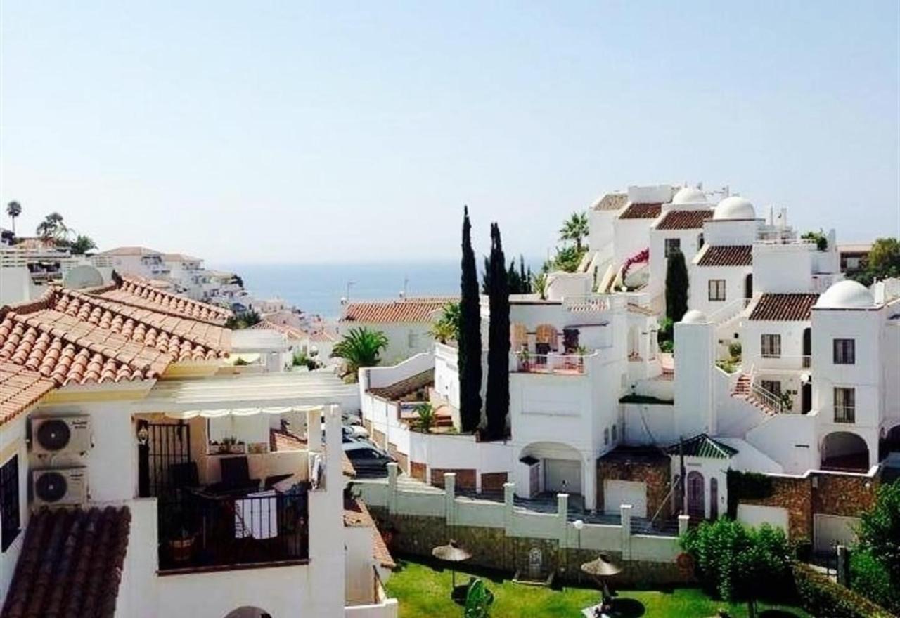 Valparaiso - Burriana Beach Nerja Kültér fotó