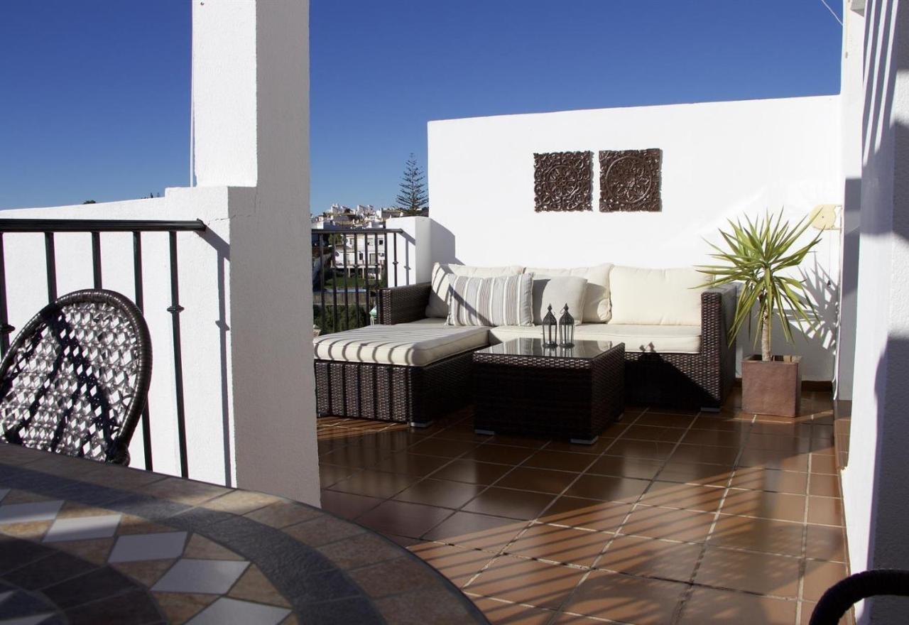 Valparaiso - Burriana Beach Nerja Kültér fotó