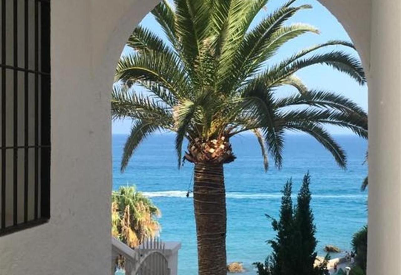 Valparaiso - Burriana Beach Nerja Kültér fotó