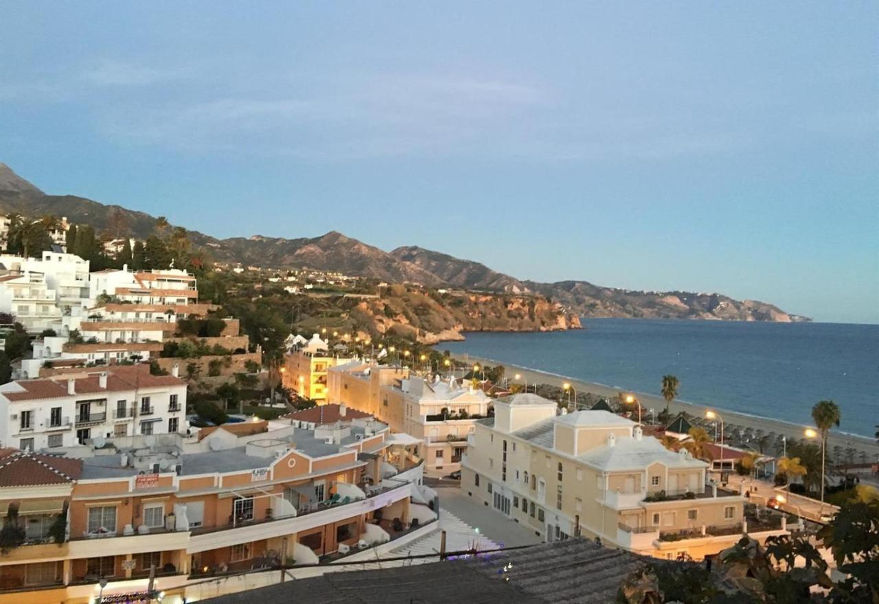 Valparaiso - Burriana Beach Nerja Kültér fotó