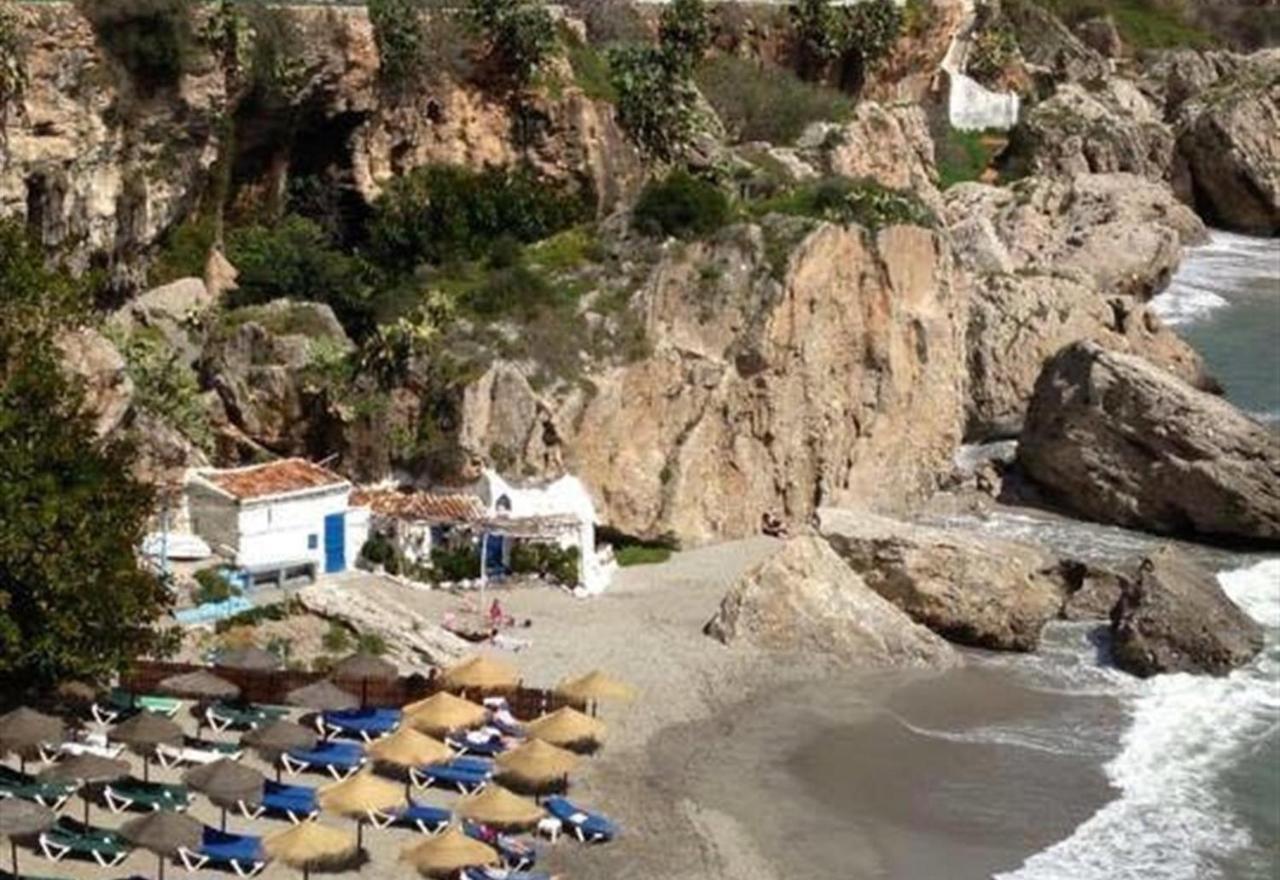 Valparaiso - Burriana Beach Nerja Kültér fotó